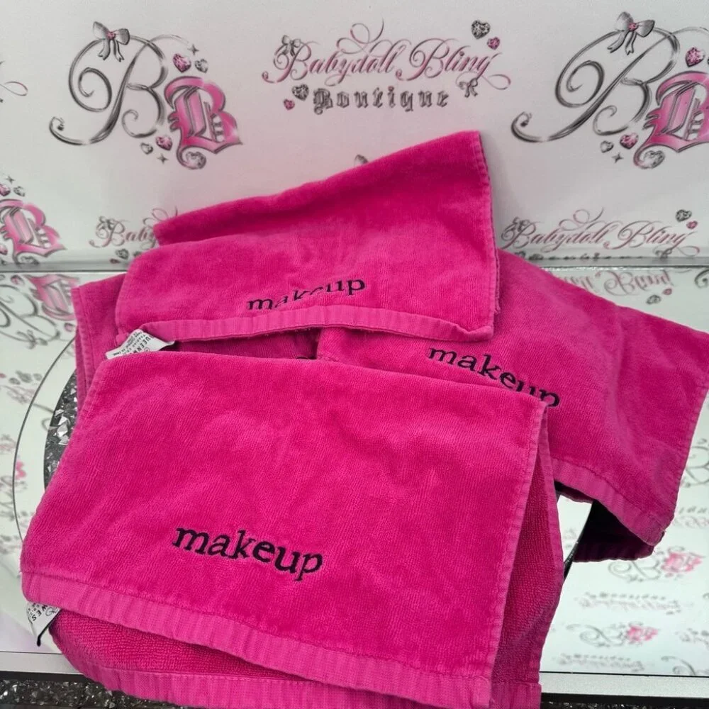 Queenwest Set of 4 towels makeup embroidery Vibrant Pink Makeup Towels pink bath